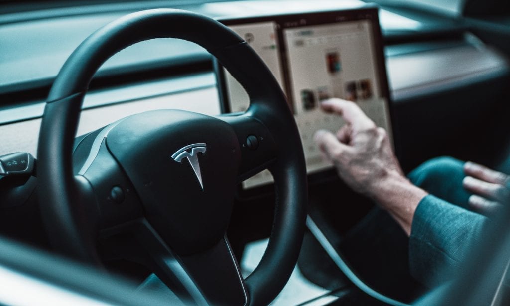 Qqq - Tesla Pic